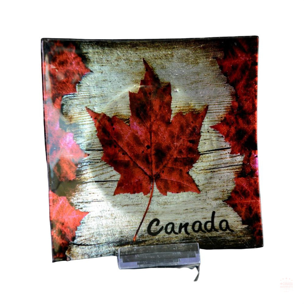 VINTAGE CANADIAN MAPLE LEAF DECO GLASS 6.5" SQ PLATE BEST PREMIUM GIFT FOR ALL OCCASIONS
